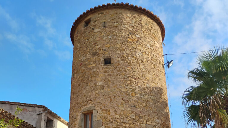 TORRE CAN BAS PLATJA D'ARO